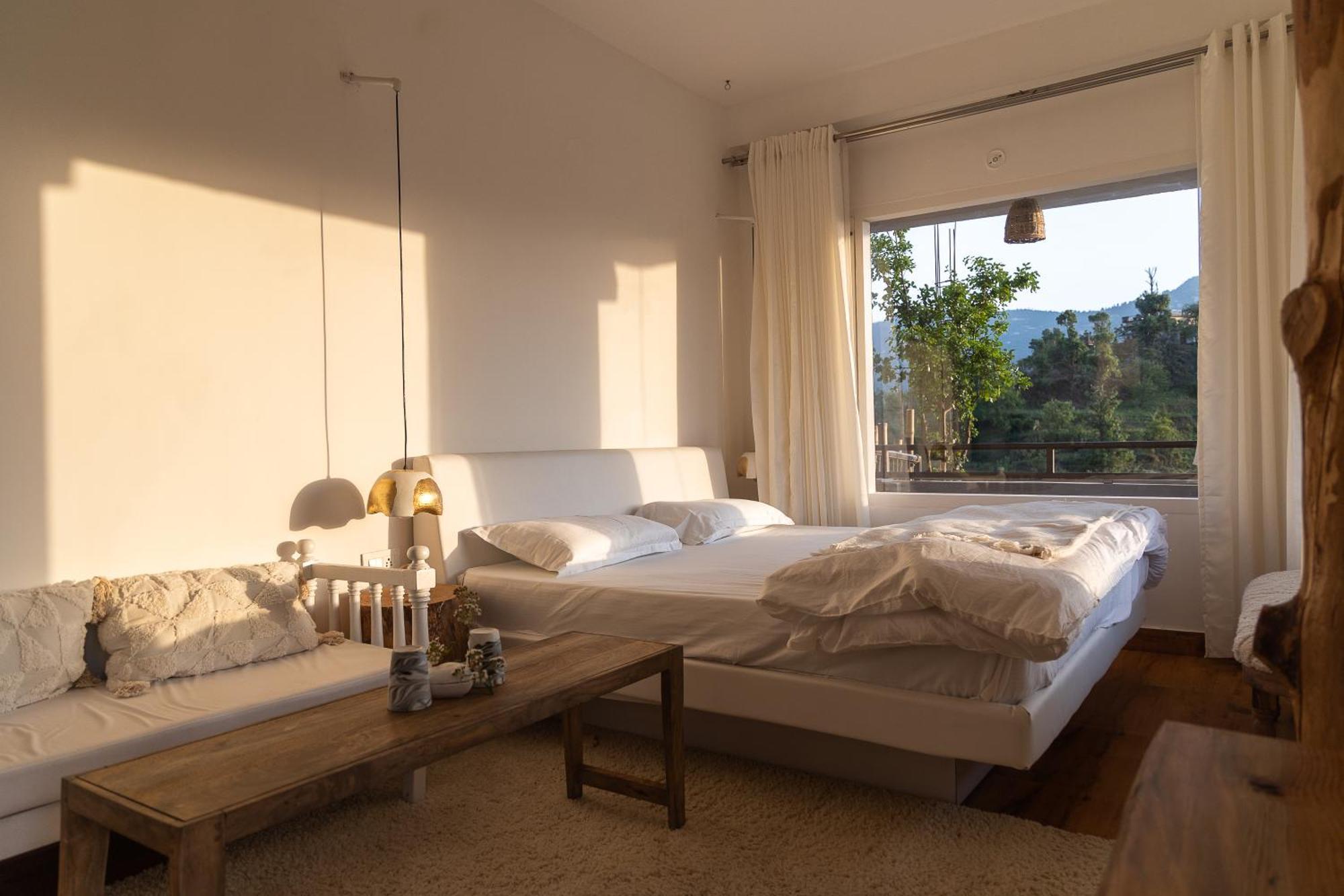 Exstasy Stays - Bathtub Rooms & Cafe - Your Romantic & Cozy Getaway - Thhpsociety - Mukteshwar Zewnętrze zdjęcie