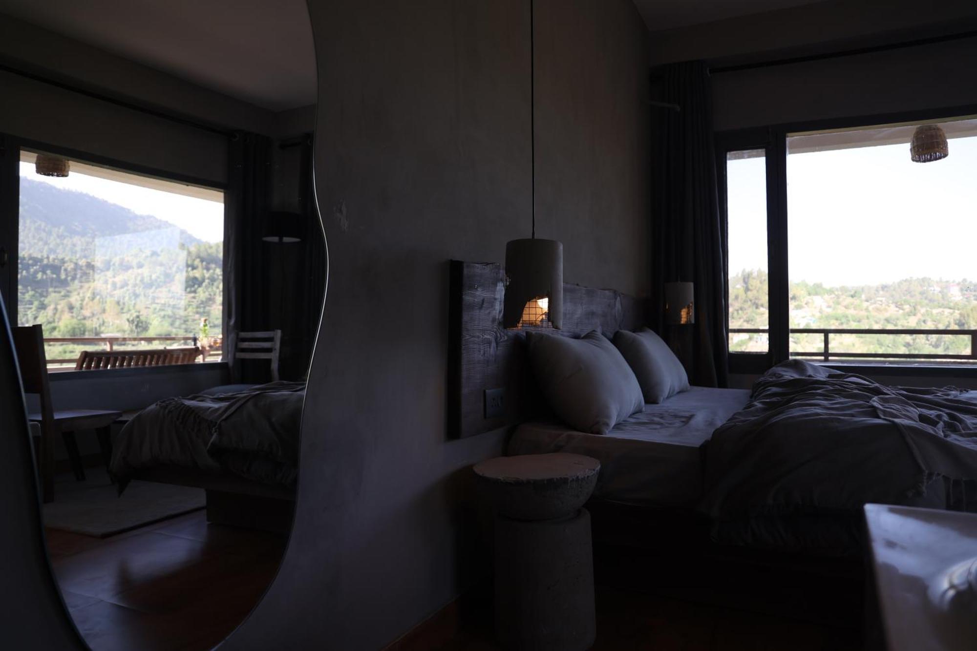 Exstasy Stays - Bathtub Rooms & Cafe - Your Romantic & Cozy Getaway - Thhpsociety - Mukteshwar Zewnętrze zdjęcie