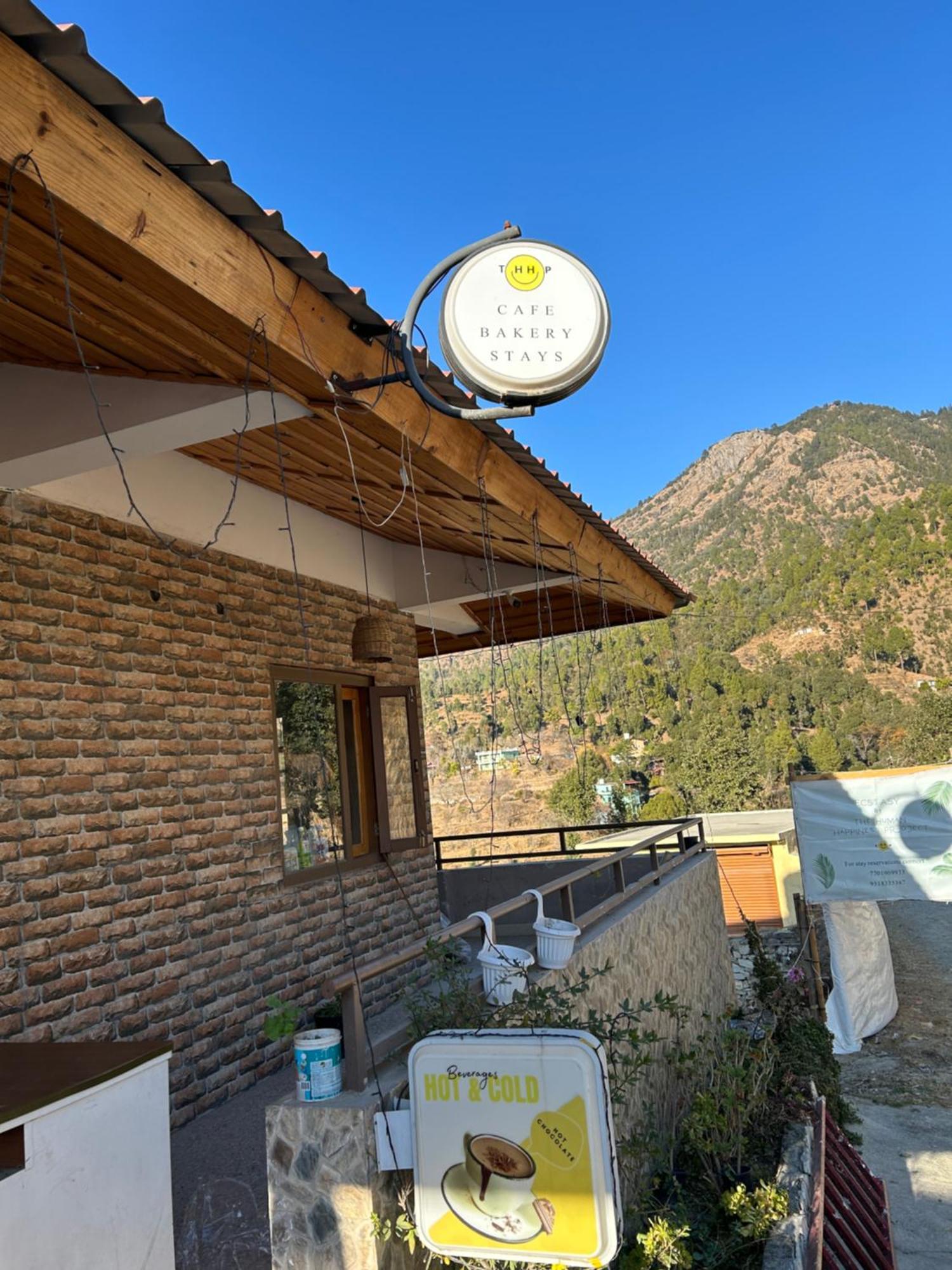 Exstasy Stays - Bathtub Rooms & Cafe - Your Romantic & Cozy Getaway - Thhpsociety - Mukteshwar Zewnętrze zdjęcie