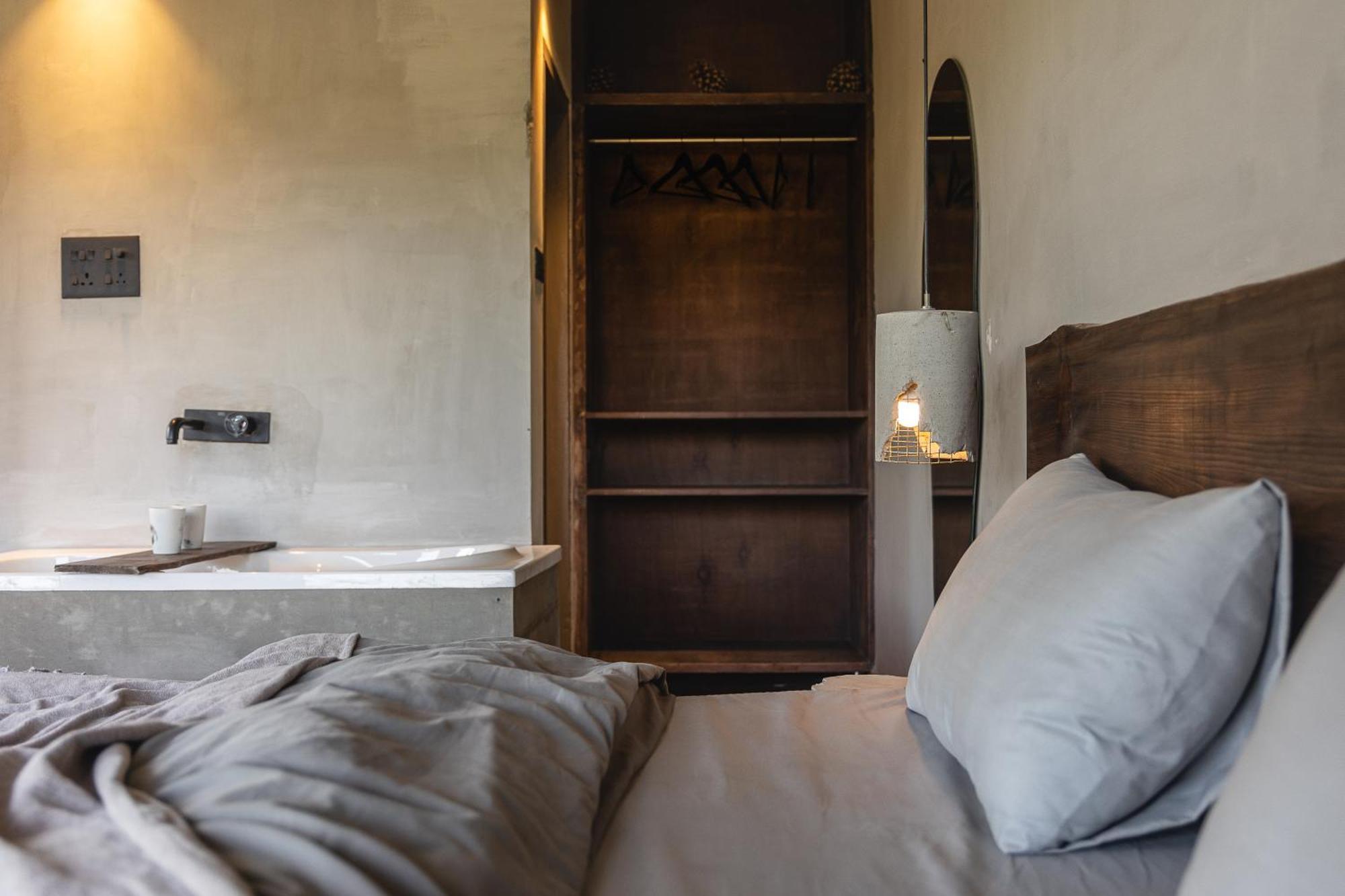 Exstasy Stays - Bathtub Rooms & Cafe - Your Romantic & Cozy Getaway - Thhpsociety - Mukteshwar Zewnętrze zdjęcie